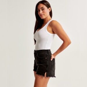 curve love high rise mom short